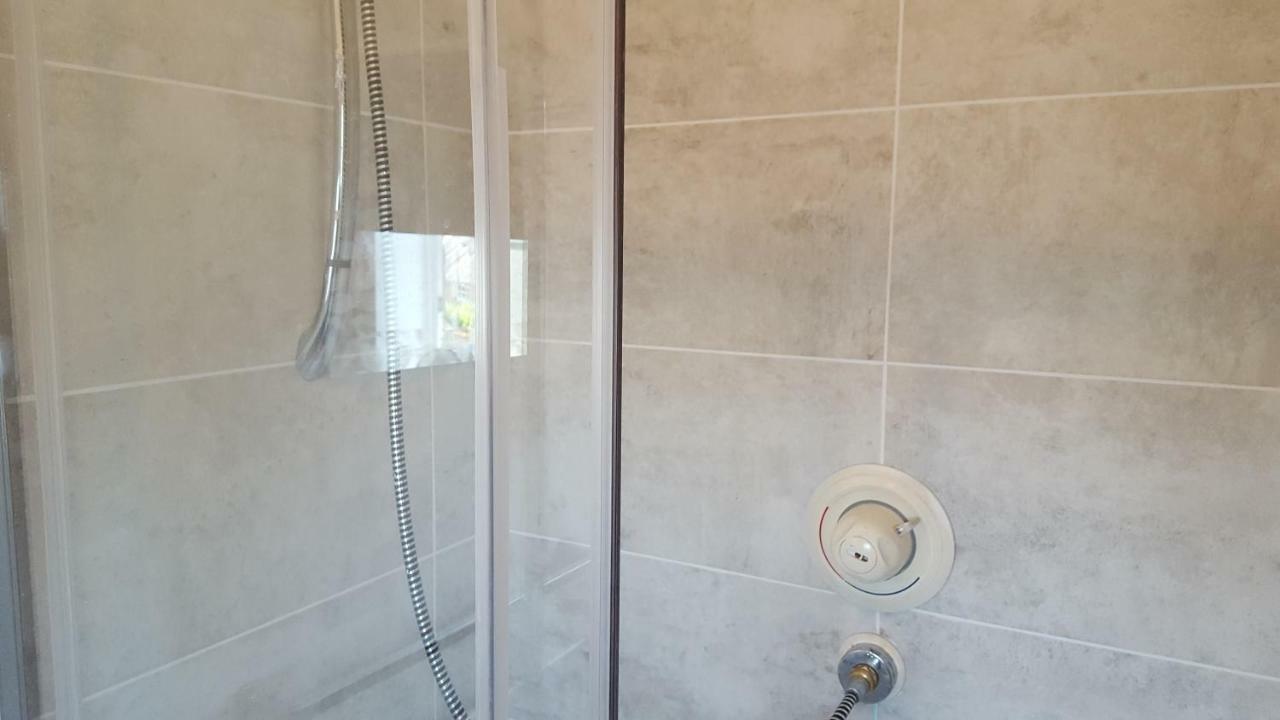 Haus Serviced Living Braintree Exteriör bild